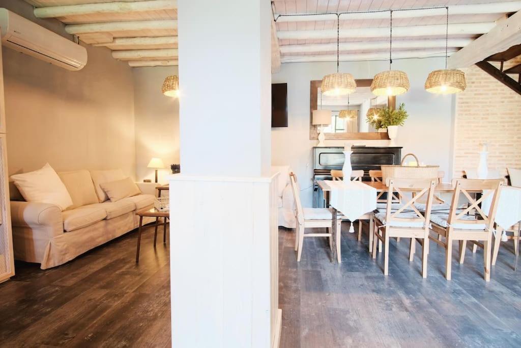La Casa Del Jardin Villa Канделеда Екстериор снимка