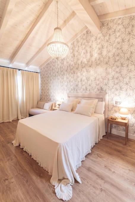 La Casa Del Jardin Villa Канделеда Екстериор снимка